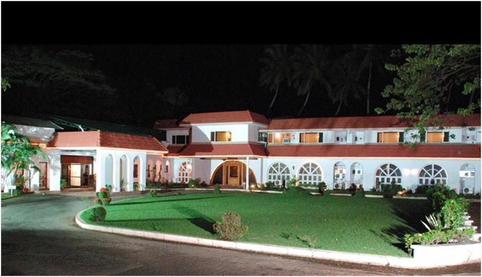 Ats Willingdon Hotel Kochi Екстериор снимка