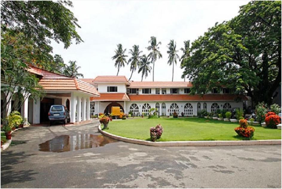 Ats Willingdon Hotel Kochi Екстериор снимка