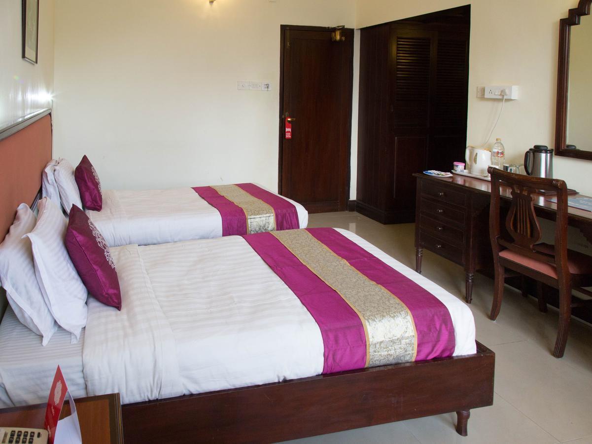 Ats Willingdon Hotel Kochi Екстериор снимка